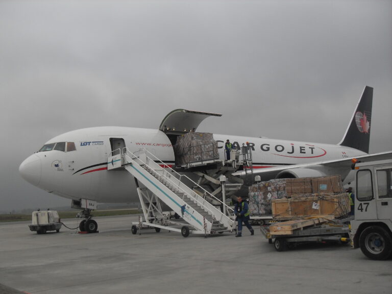 Samolot Cargo