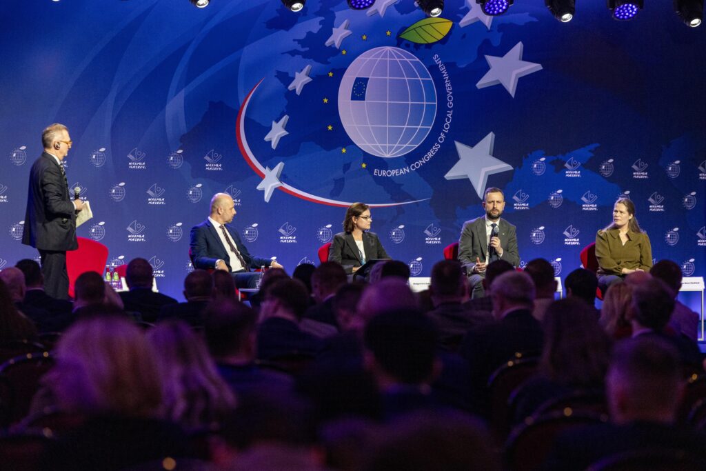 Panel dyskusyjny na Europejskim Kongresie Samorządów.