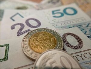 Płaca minimalna 2026: 3605,85 zł netto na rękę – przy jakich warunkach i co to oznacza dla pracownika, zleceniobiorcy i pracodawcy