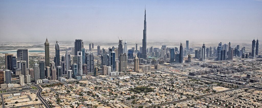 Dubaj: miasto zbudowane przez imigrantów, które nie daje im obywatelstwa