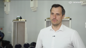 Piotr Głowacki, wywiad z Newserią